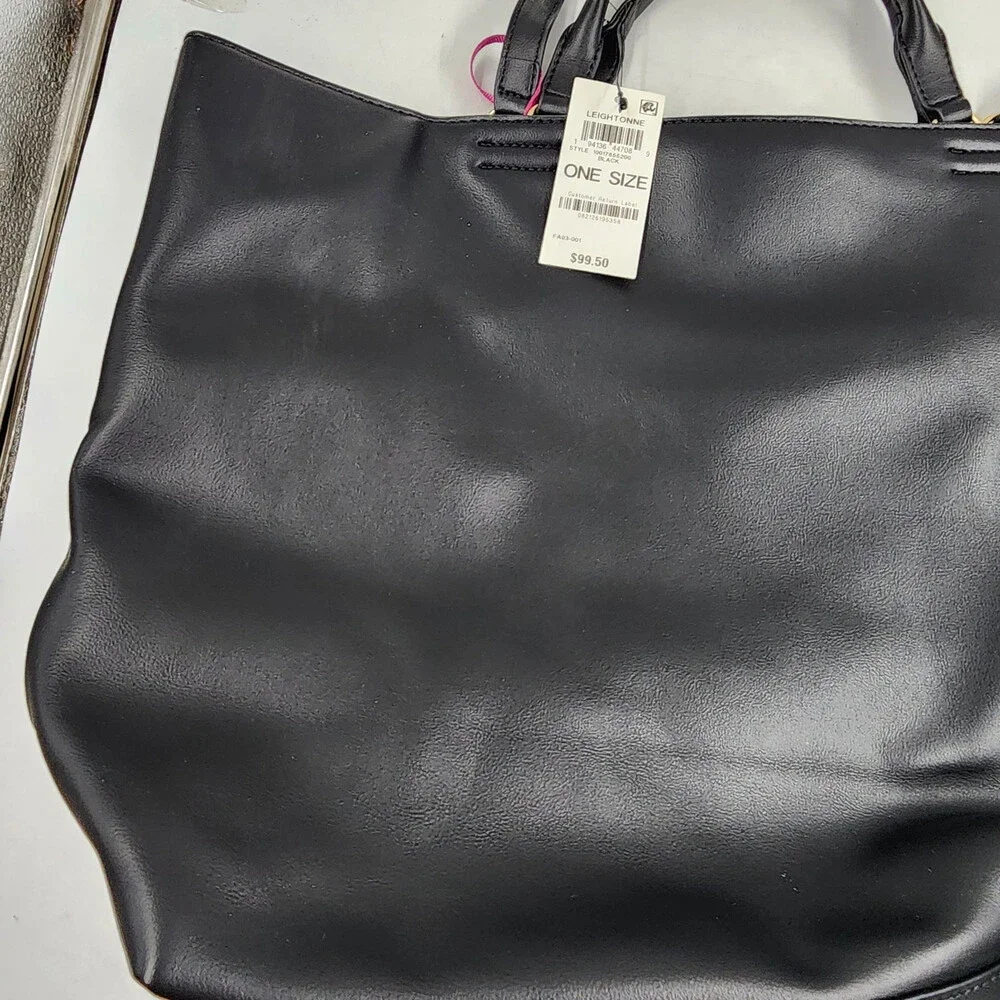 On 34th Leightonne Tote Bag Women's One Size Black Snap Closure